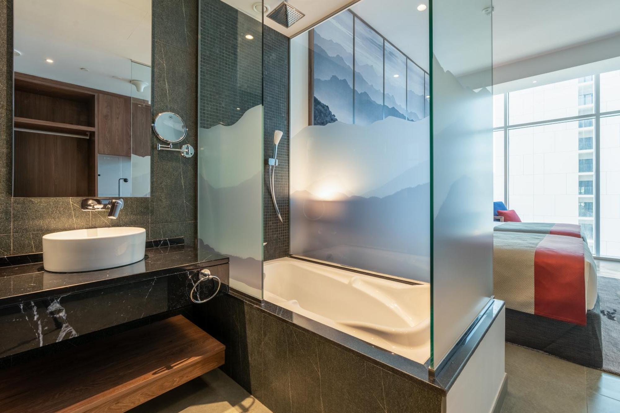 Superior Twin Room including Soluna Beach Club Access on Palm Jumeirah, early check in at 11am, late check out at 4pm, 25% discount on Food & Beverage (offer valid until 30th September 2026)